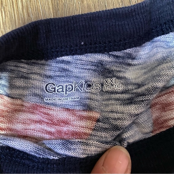 Boys 14-16 shirt bundle - Picture 11 of 11